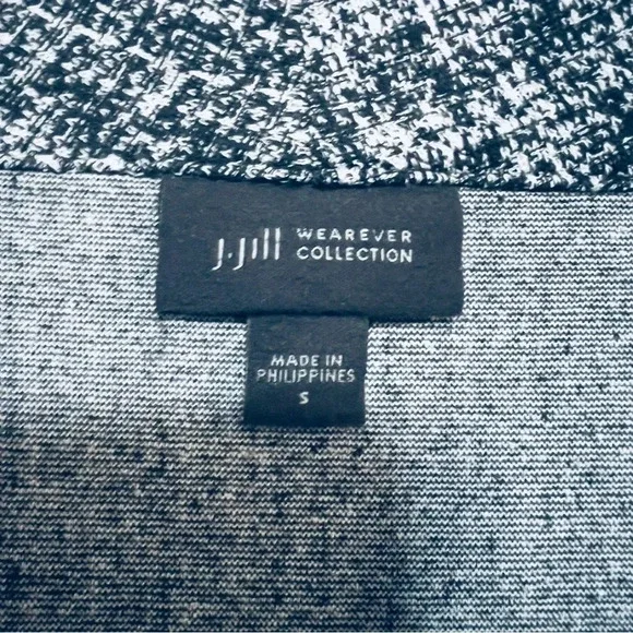 J Jill Knit - Stretch Sleeveless Black & White Cowl Neck Top Size Small - Picture 4 of 9